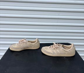 Adidas Samba OG Sneakers in a neutral beige "Sand Strata" colorway. Size: 8