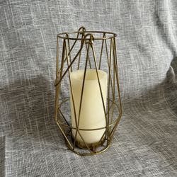 Pillar Candle Holder