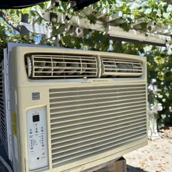 12,000  BTU window air conditiner