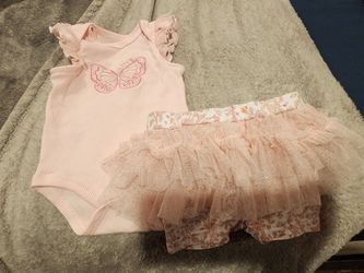 Baby girl outfit 0-3