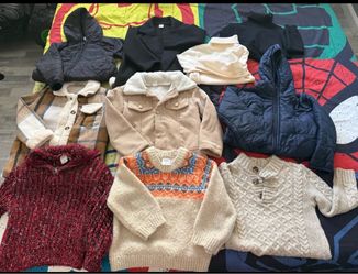10 Abrigos niño talla 4-5