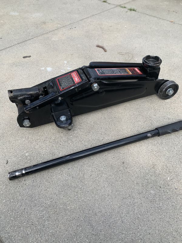 Craftsman Floor Jack 2 1/4 TON ( 4,500 LB ) Perfect condition for Sale