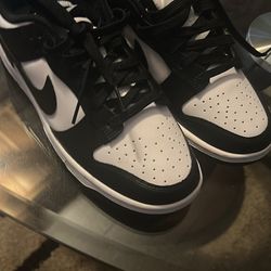 Panda Nikes 8.5