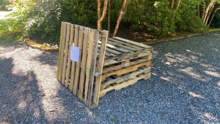 Wood Pallets