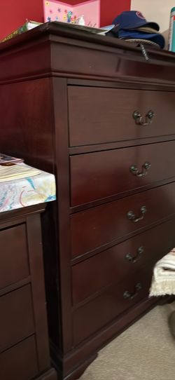 Bedroom set