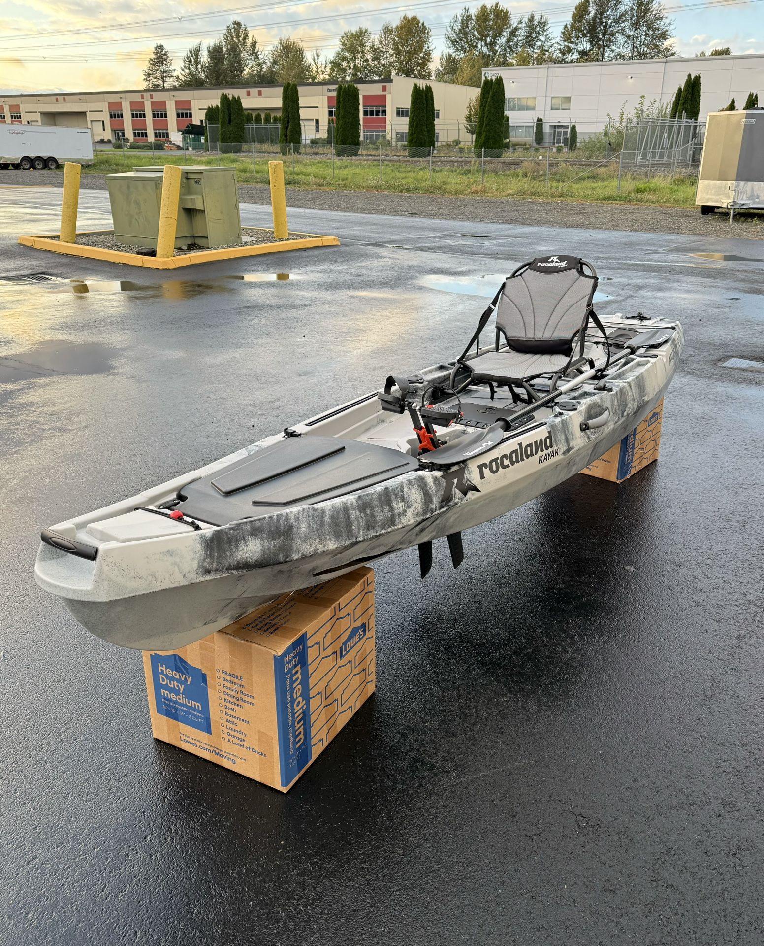 New 12 Ft Pedal Drive Fishing Kayak for Sale