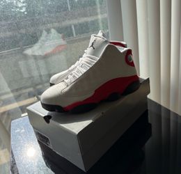 Jordan 13 “Chicago”