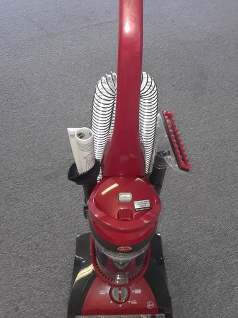 Hoover Max Compacity