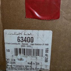 2.5 rough country leveling kit