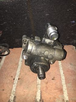 Mercedes CLS 550 Power Steering Pump