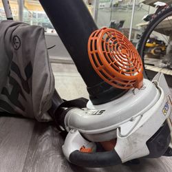 STIHL LEAF BLOWER 