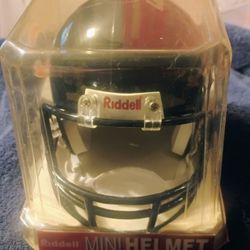 Dick Butkus Riddell Mini Helmet HOF 1979