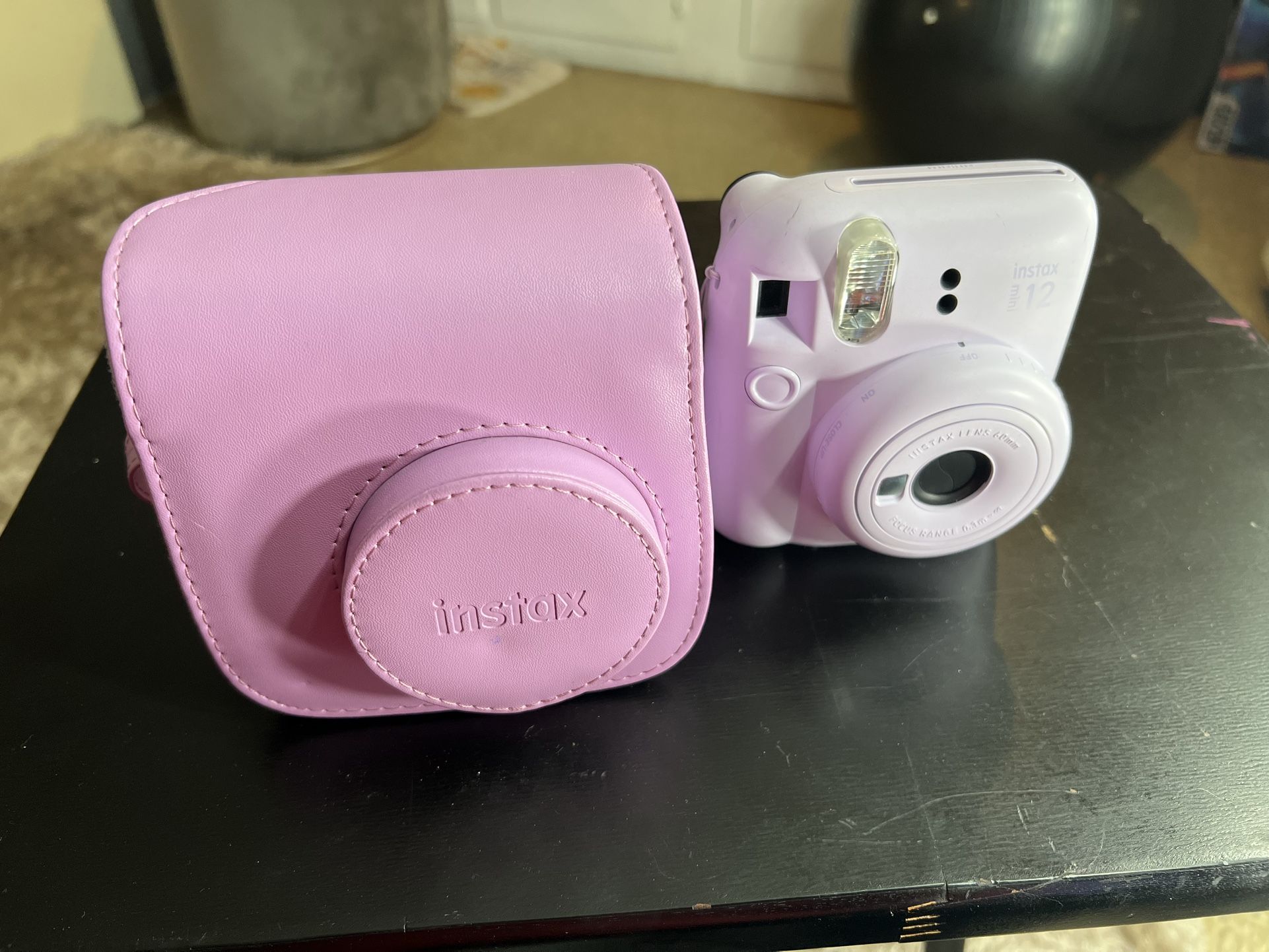 Instax Mini 12 w/traveling Bag