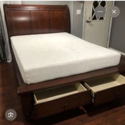 Cama Queen de Madera Marron