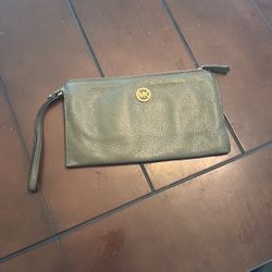 Michael Kors, Green Small Wristlet