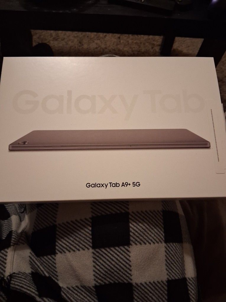 Big Galaxy Tablet A9 (Brand New)