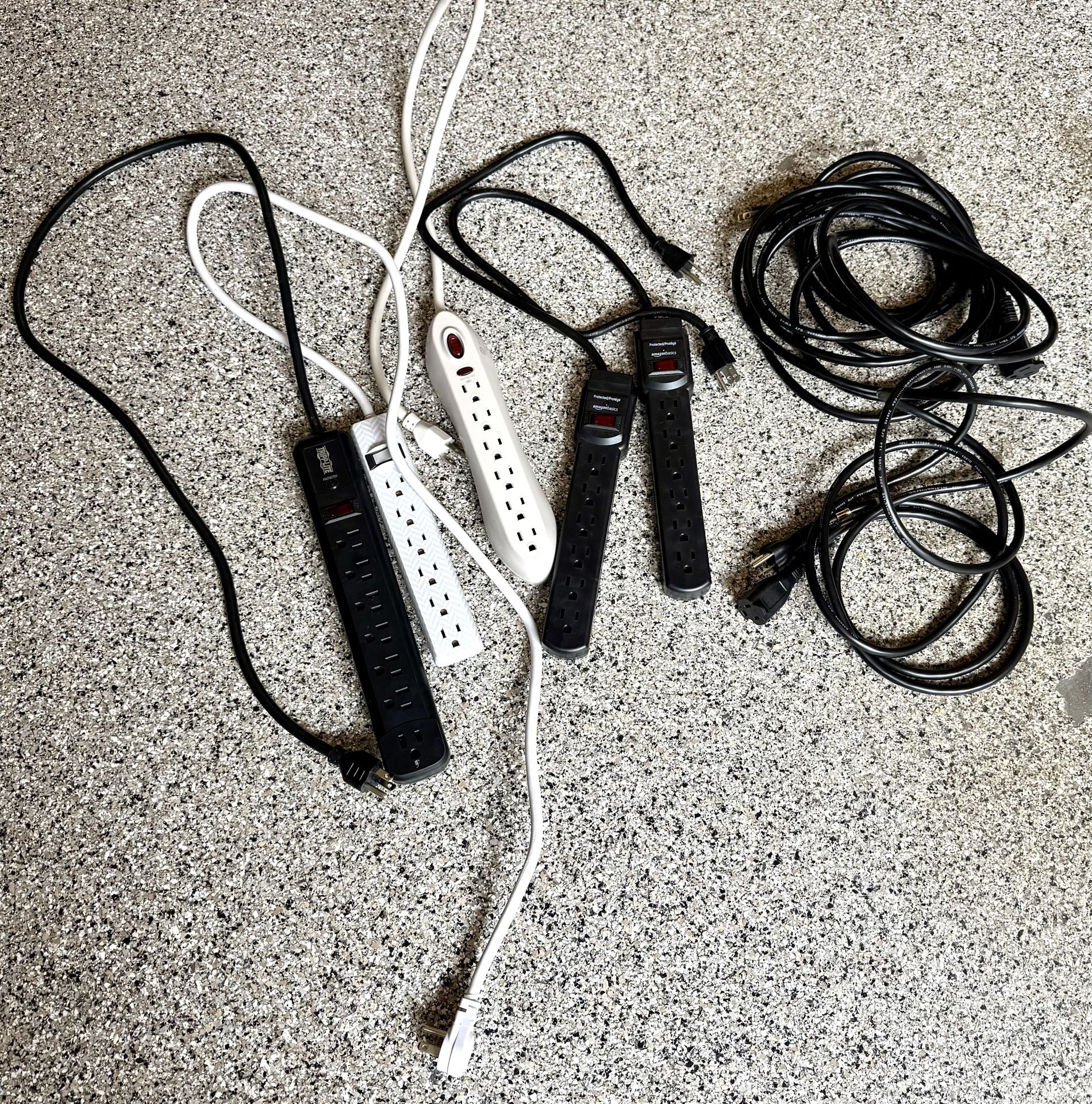 Surge Protector Multi-Outlet Plug Power Strip Extension Cord Bundle