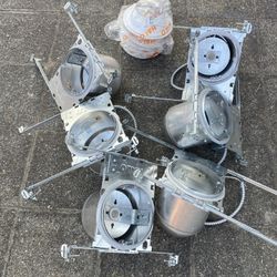 Halo Light Fixture 