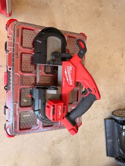 Milwaukee Fuel Brushless Cordless Band Saw