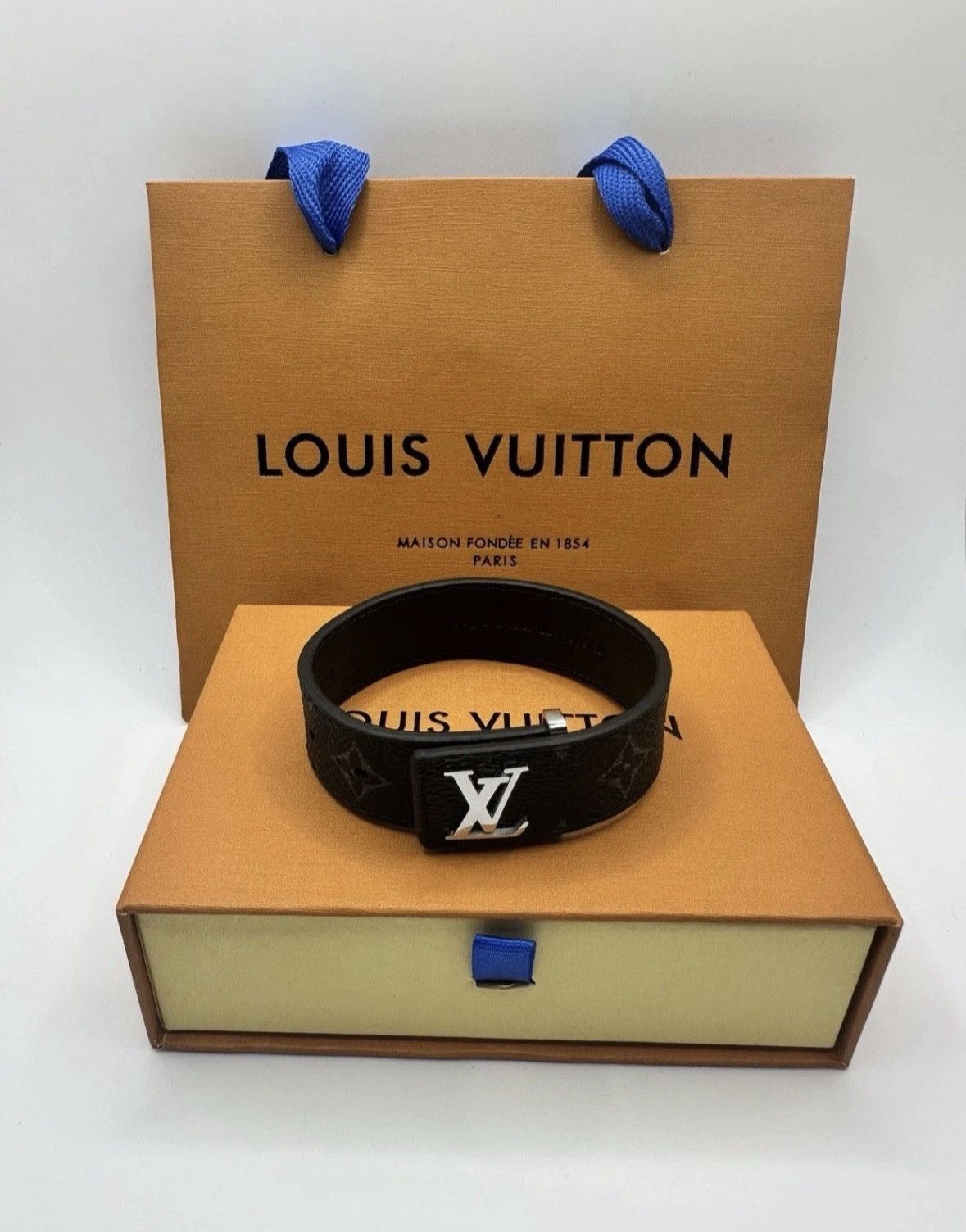 Lv Bracelet Slim