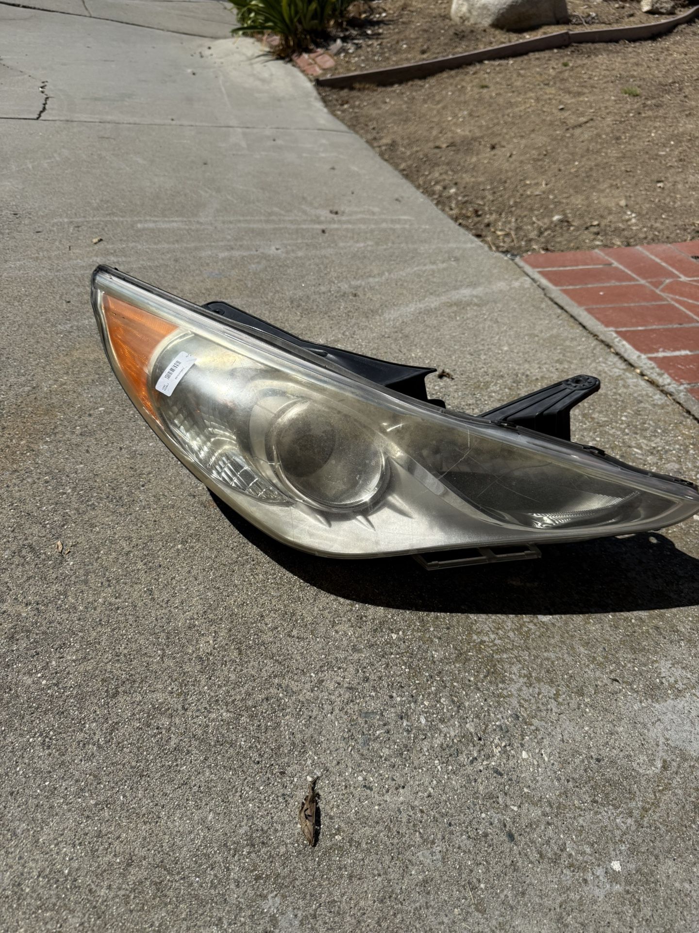 2011-2014 Hyundai Sonata LH Headlight Assembly