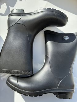 Ugg Rain-boots size 7