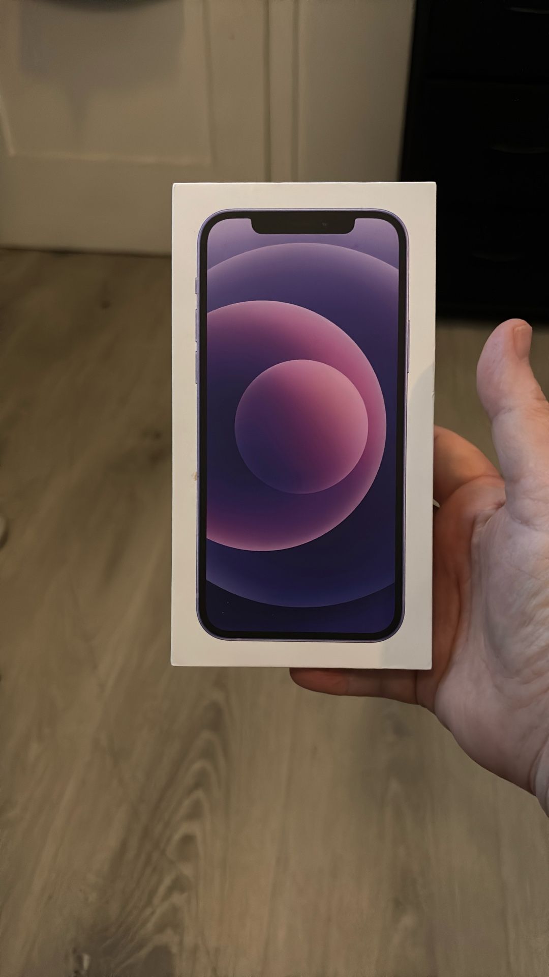 iPhone 16 BOX