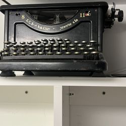 Antique L.C. Smith & Corona Manual Typewriter – Cast Iron