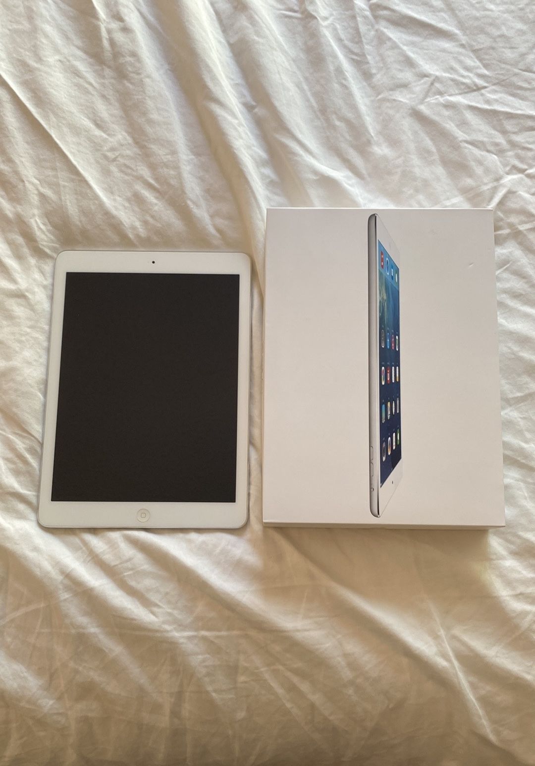 iPad Air (pre-owned)
