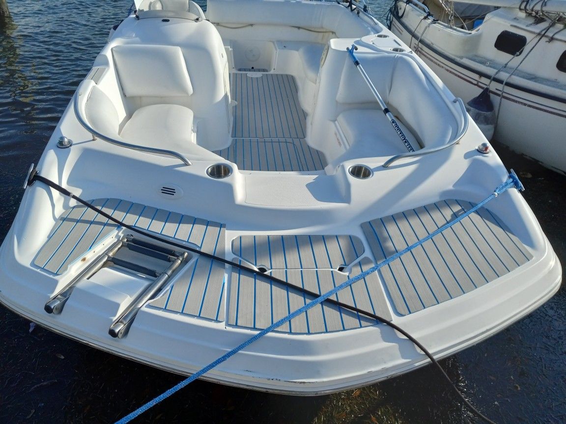 2011 HURRACAINE Sport SunDeck 188