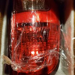 2009-2018 Dodge Ram 1500 Tail Lights 