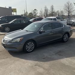 2012 Honda Accord 4cyl Leather And Moonroof 