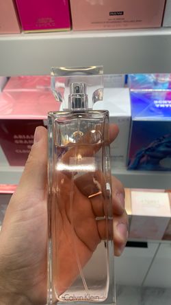 Brand new sealed Calvin Klein Perfume Spray Bottle