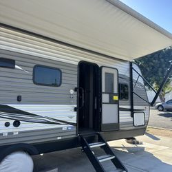 2021 Travel Trailer 