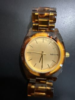 Nixon Watch