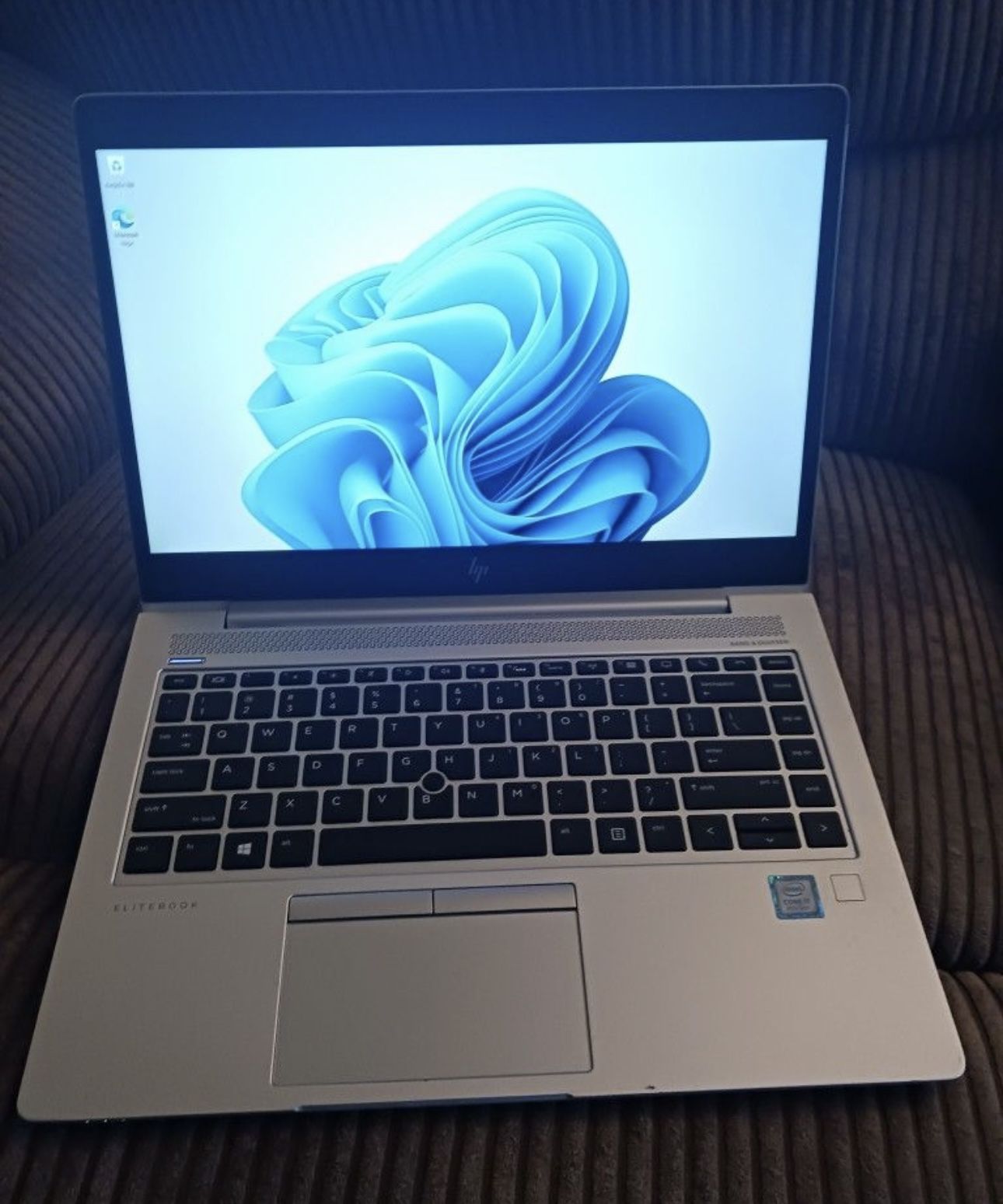 High Speed HP EliteBook Aluminum Laptop Intel Core i7-8565u 4.6 GHz Turbo 16 GB RAM 256 GB SSD Webcam 1080P FHD LCD USB C Port Wi-Fi & BT Wireless W11