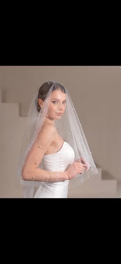 36” Light Ivory Pearl Wedding Veil