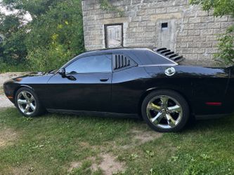 2013 dodge challenger RT plus