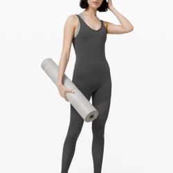 Lululemon Reveal Onsie Digi Rain