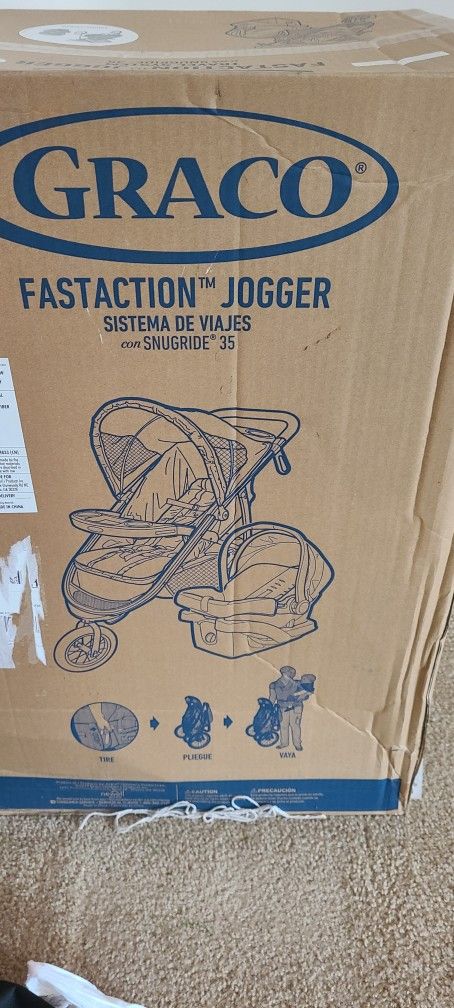 NEW JOGGING STROLLER & CARSEAT