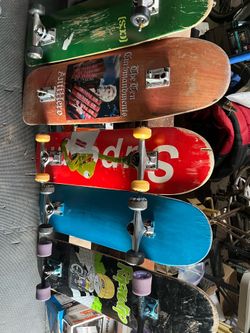 Skateboards and mountain board