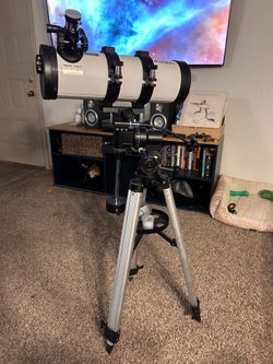 Orion Observer 114mm EQ Equatorial Reflector Telescope