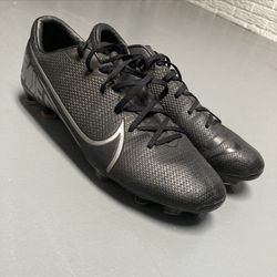Nike Mercurial Vapor 13 Academy MG Men’s size 8
