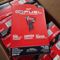 Milwaukee New 3/8” Stubby Impact New Generation 