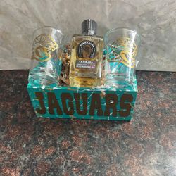 Jaguars shot glass set