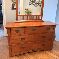 Dresser and Nightstand 