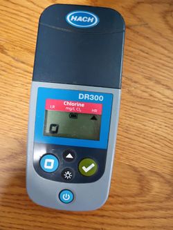 Hach DR300 Chlorine Pocket Colorimeter