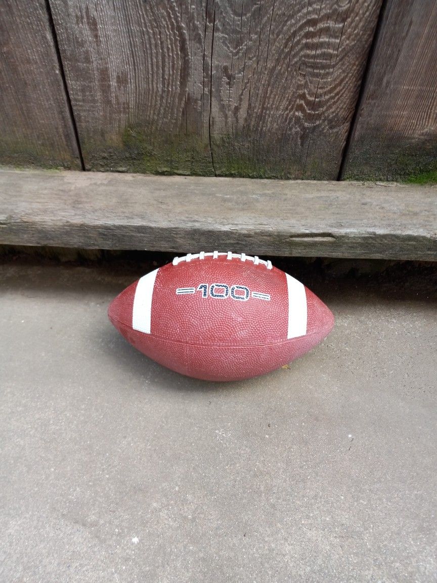 American Football for Sale in Fairfield, CA - OfferUp