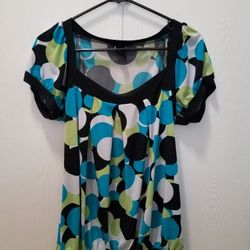 Women's Size Large Top