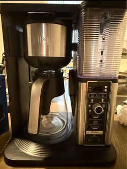 Ninja CM401 Coffee Maker with Mr. Coffee Coffee Grinder
